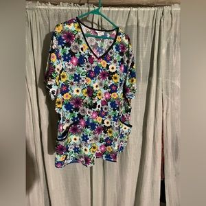 Scrubstar floral print scrub top size 3XL